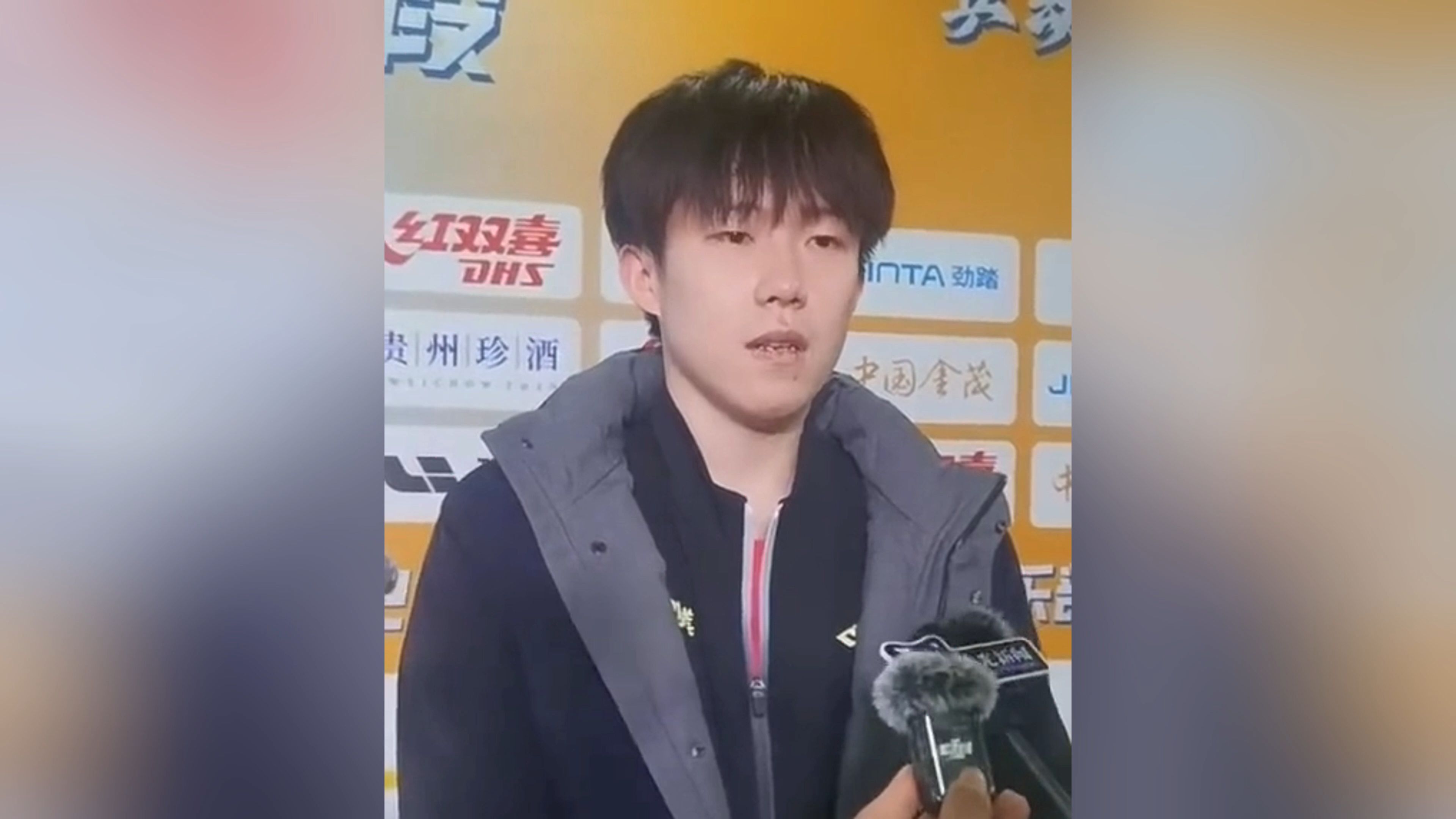 王楚钦夺冠后感谢球迷支持：这次的表现没让大家失望(孙颖莎王楚钦教练是谁)