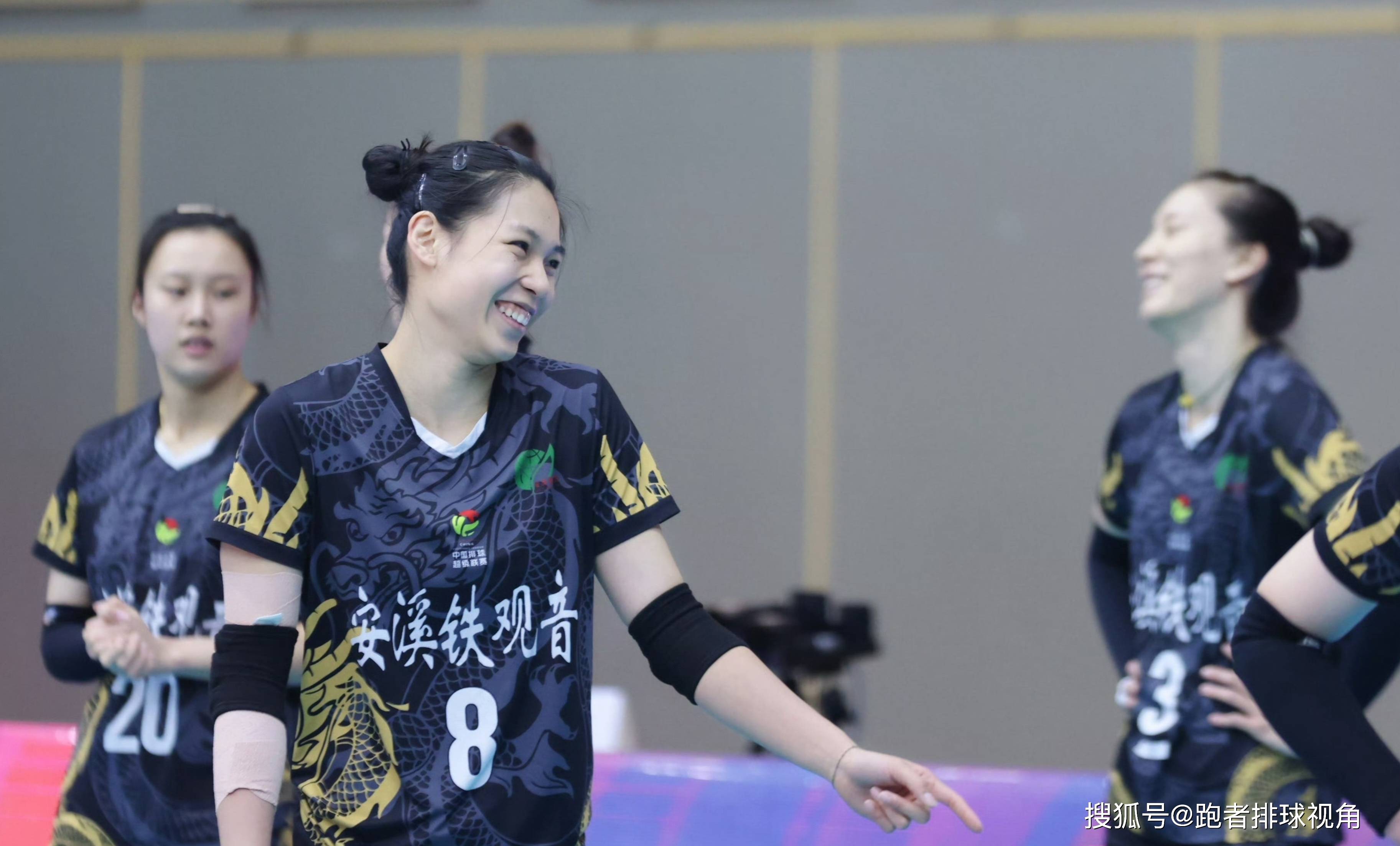 世联赛-女排3-2德国决胜局18-16庄宇珊狂轰28分(女排联赛赛程德国站)