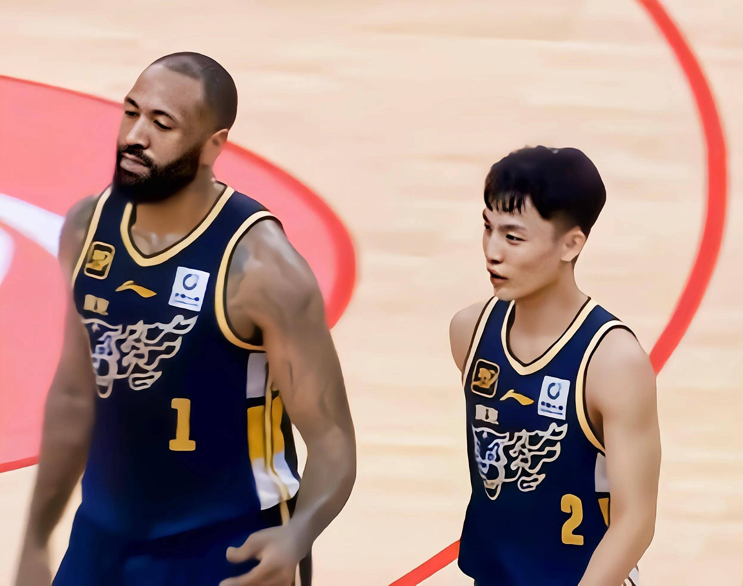 俱乐部杯-刘泽一16+9浙江胜吉林吴昌泽9+12(吴昌泽个人资料身高)