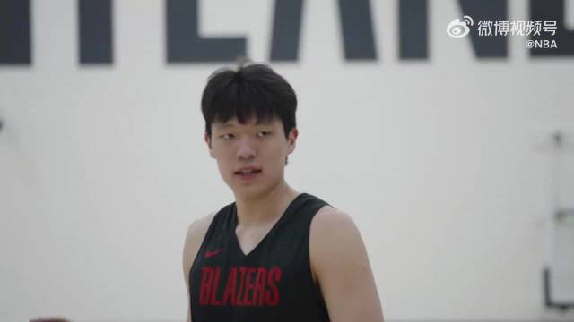 开云体育官网-杨瀚森背靠背10+5+5失误夏联次战开拓者遭灰熊逆转的简单介绍